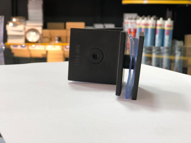PINCE ECAIRE 304 BLACK 